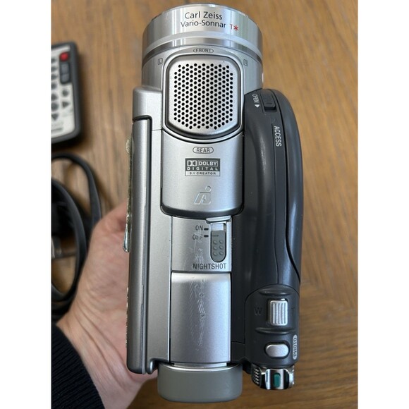 SONY HANDYCAM DVD 4.0 MEGA PIXELS DCR-DVD505 WIDE LCD BUNDLE - Picture 6 of 10